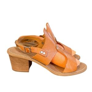 BARBARA BARBIERI Women’s Size 10 Brown Leather Studded Sandals 15621